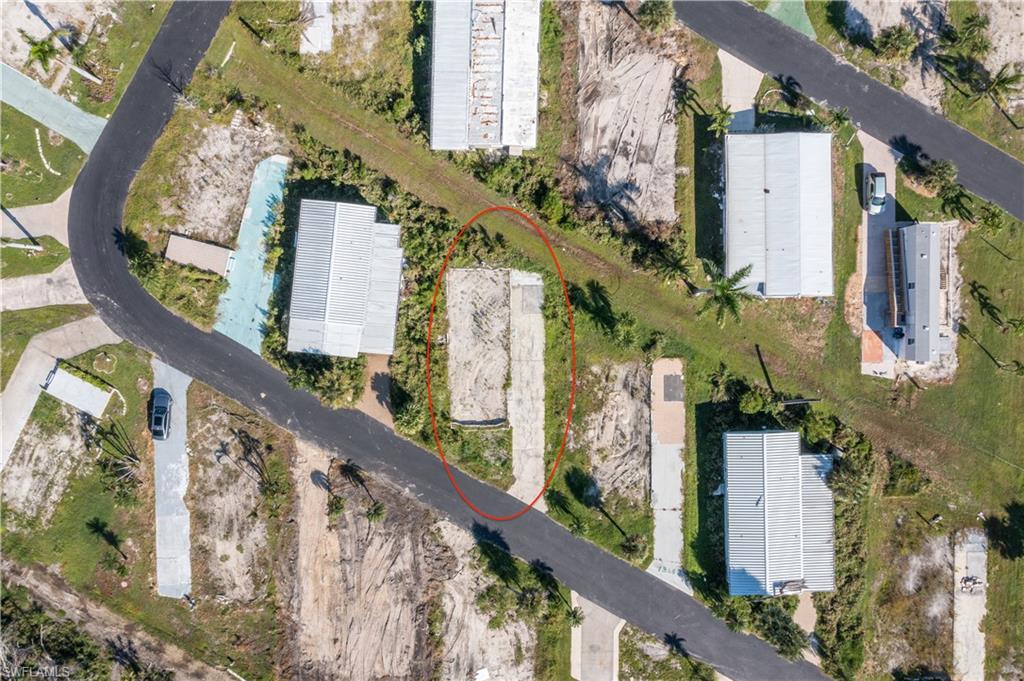 MCGREGOR MOBILE MANOR - Land