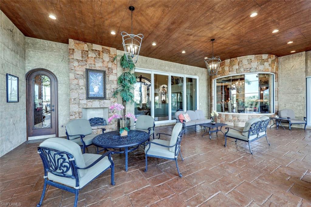 QUAIL WEST - Residential