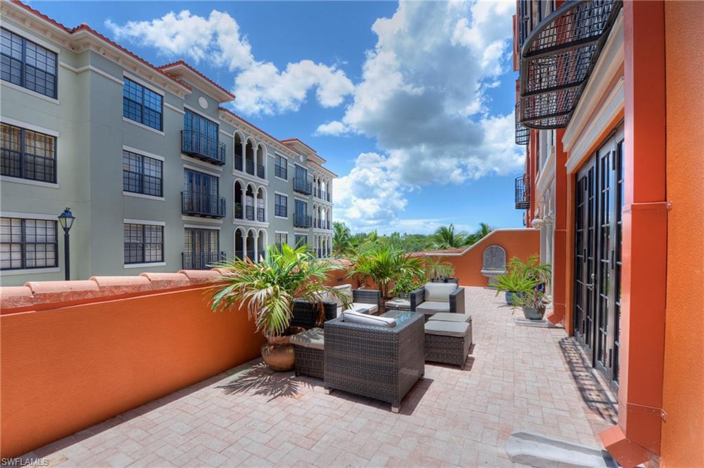 THE RESIDENCES AT COCONUT POINT - Residential