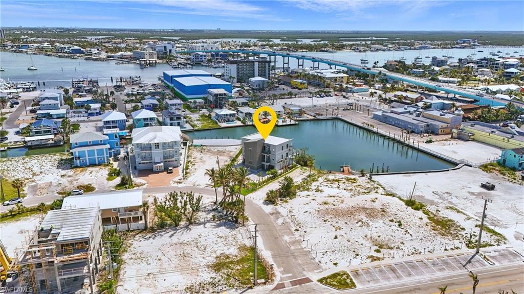 ISLAND SHORES - Residential