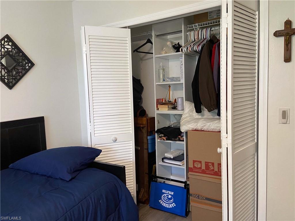 COMPASS POINTE - Residential