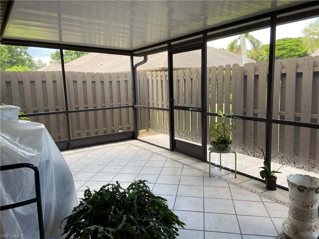 COMPASS POINTE - Residential