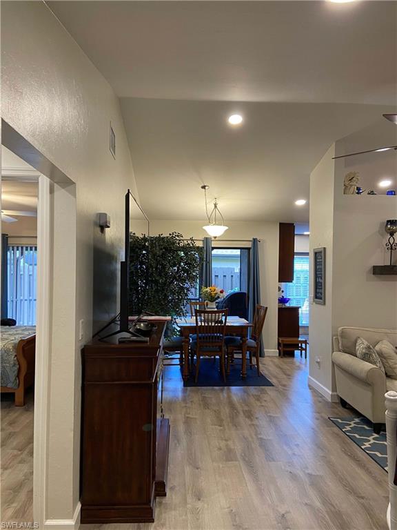 COMPASS POINTE - Residential