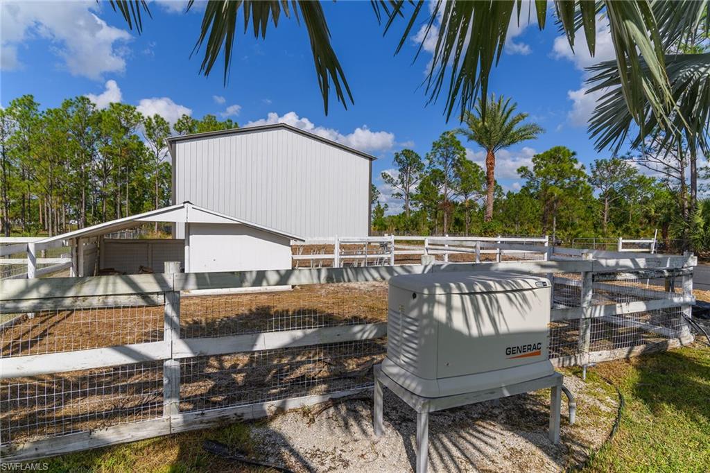 GOLDEN GATE ESTATES - Residential