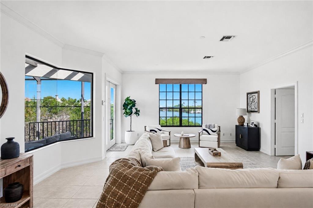 SOUTHPORT ON THE BAY - Residential