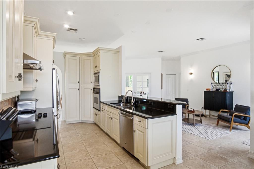SOUTHPORT ON THE BAY - Residential
