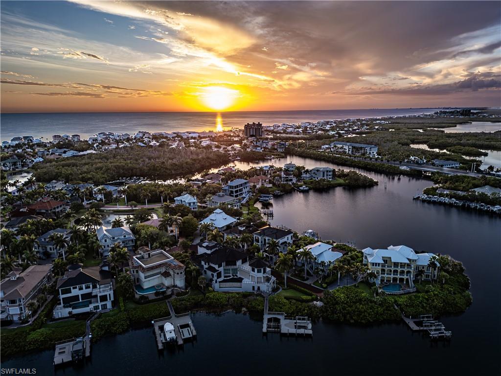 SOUTHPORT ON THE BAY - Residential