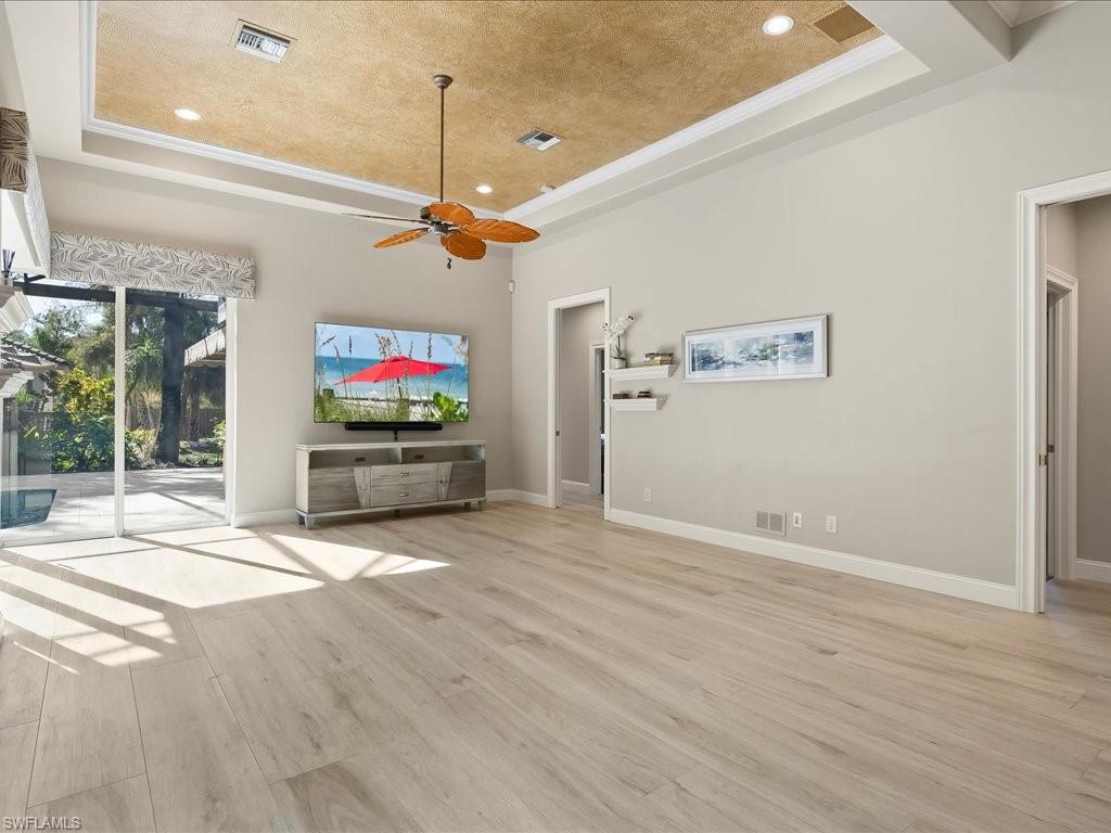 LOGAN WOODS - Residential