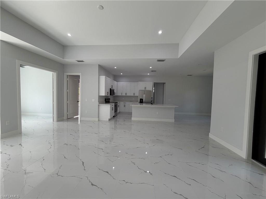 GOLDEN GATE ESTATES - Residential Lease