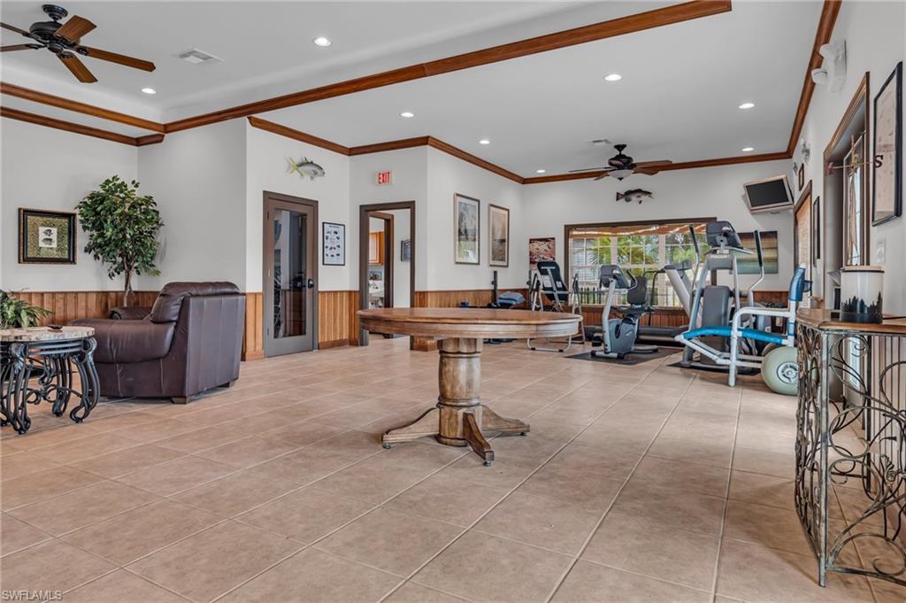 CLUB EVERGLADES - Residential