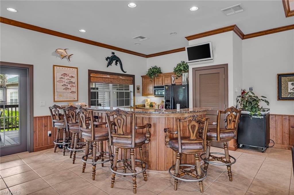 CLUB EVERGLADES - Residential