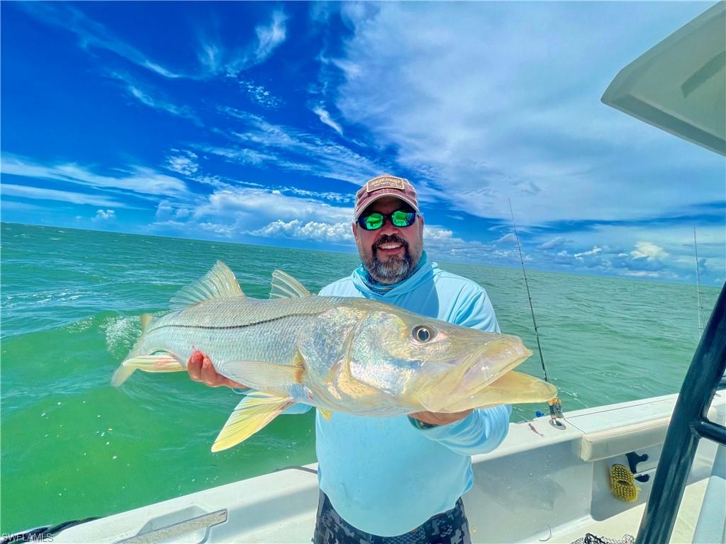 CLUB EVERGLADES - Residential