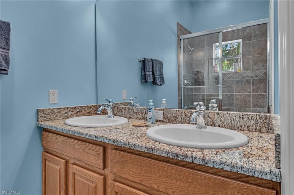 CLUB EVERGLADES - Residential