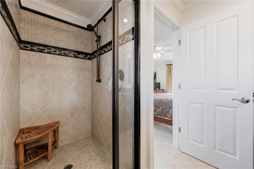 YACHT CLUB - Residential