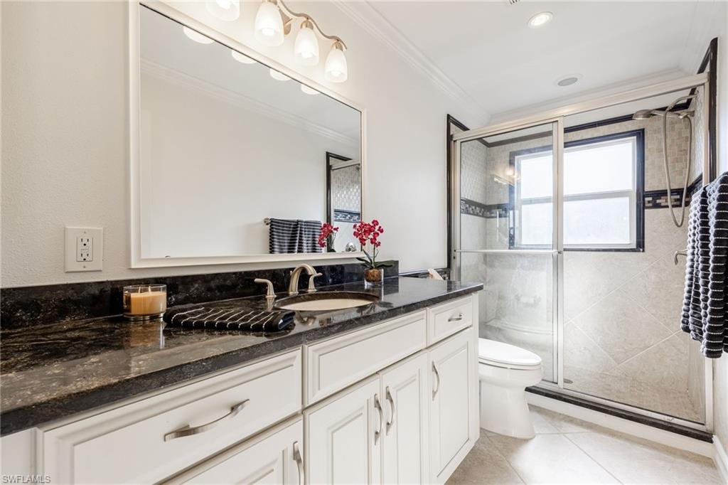 YACHT CLUB - Residential