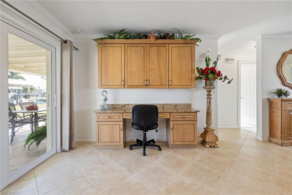 YACHT CLUB - Residential