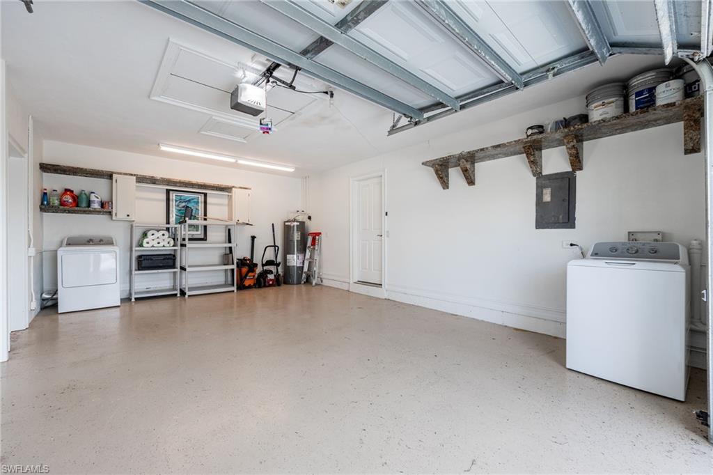 YACHT CLUB - Residential