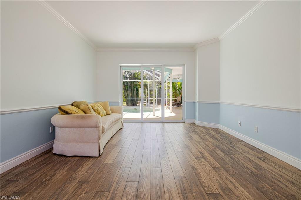 PINECREST - Residential