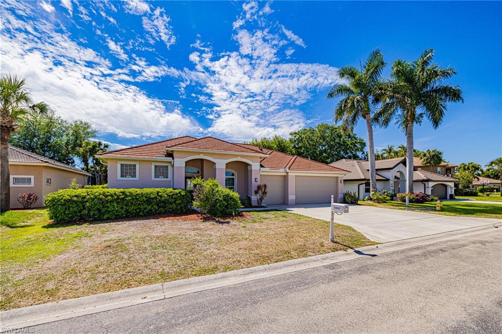 PINECREST - Residential