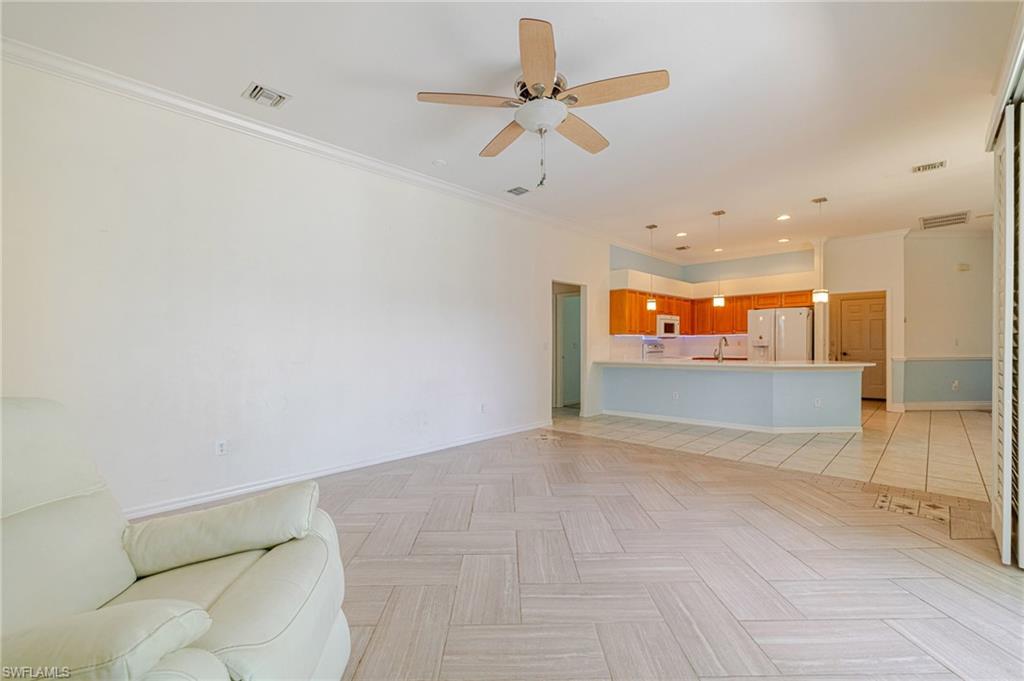 PINECREST - Residential