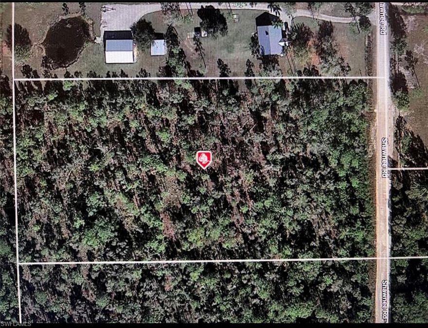 OPPORTUNITY TO BUILD YOUR  HOME ON ALMOST 5 ACRES LAND , COUNTRY LIVING WITH YOUR FAVORITE ANIMALS  , YOUR RANCH ON THE CITY , CLOSE TO FT MYERS  10 MINUTES TO THE SW INTERNATIONAL AIR PORT ,SCHOOLS AND STORES.