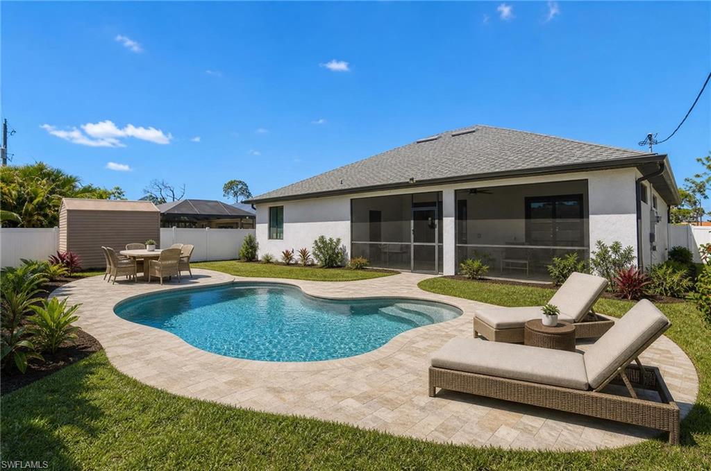 4575 Catalina LN