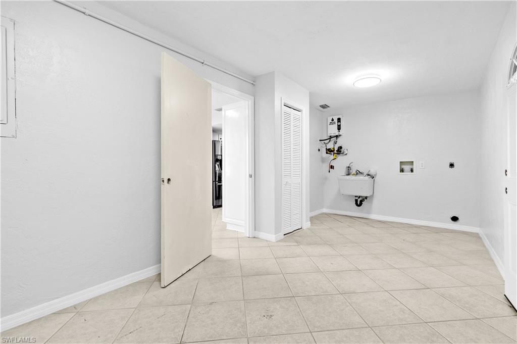 WHISKEY CREEK VILLAGE GREEN - Residential