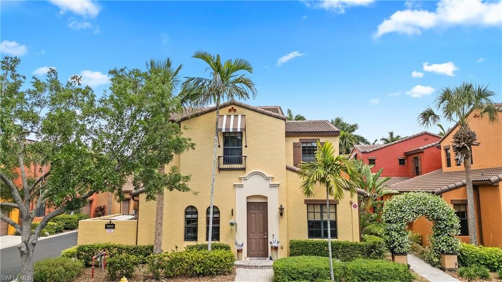 Photo of 9080 Chula Vista ST #10401, NAPLES, FL 34113 (MLS # 226015827)