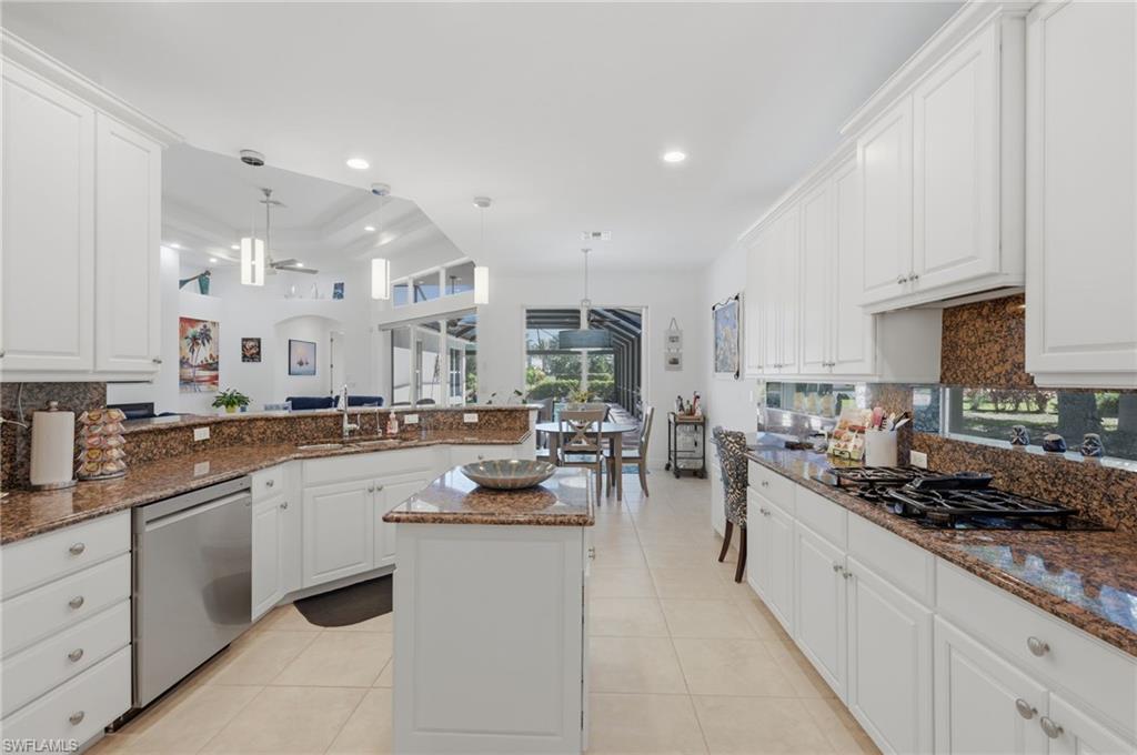 BELLE LAGO - Residential