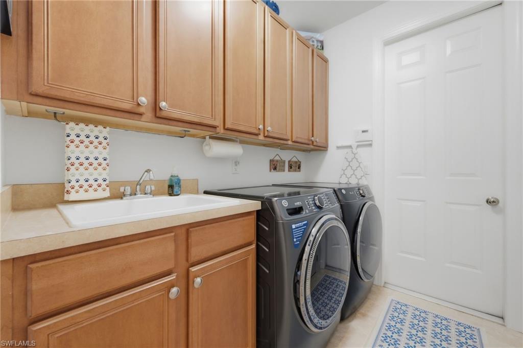 BELLE LAGO - Residential