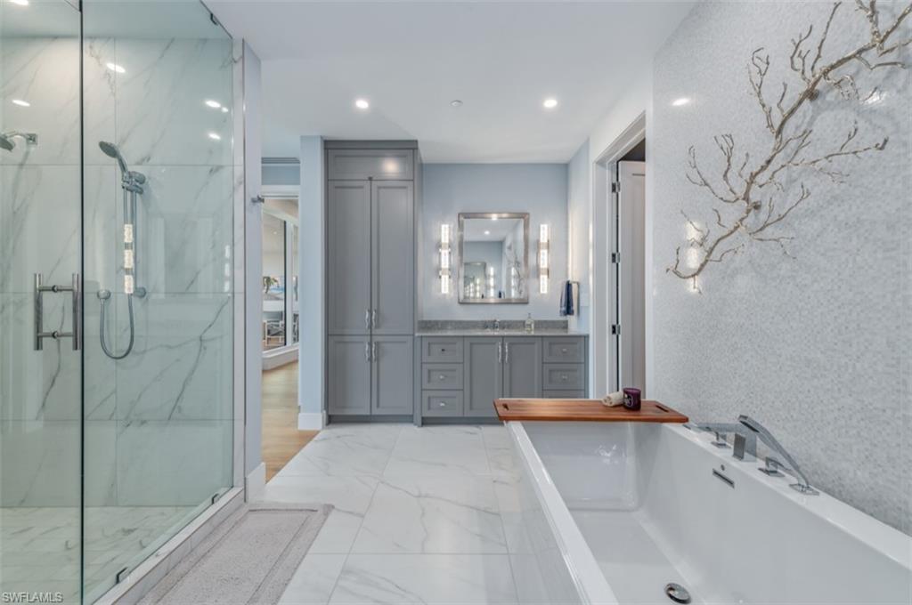 13925 Old Coast RD PH02