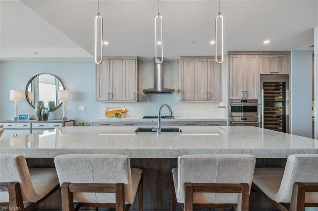 KALEA BAY TOWER 200 - Residential