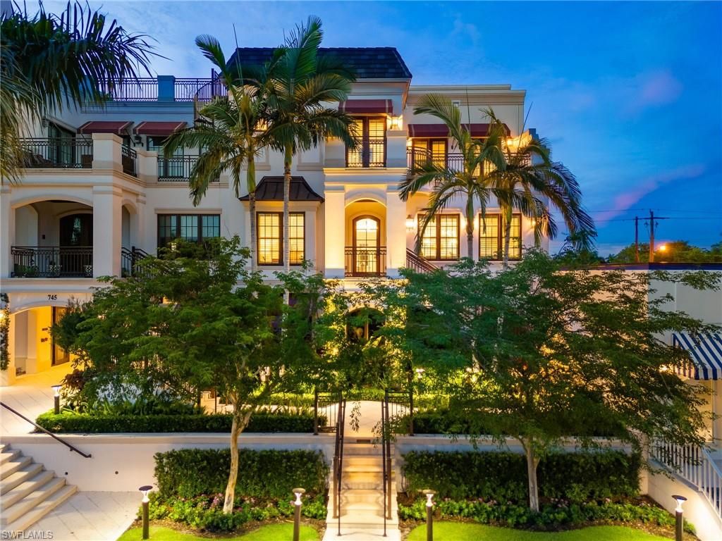 Photo of 745 12th AVE S #103, NAPLES, FL 34102 (MLS # 225081202)