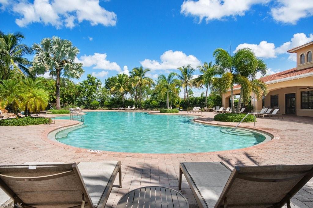 VALENCIA COUNTRY CLUB - Residential