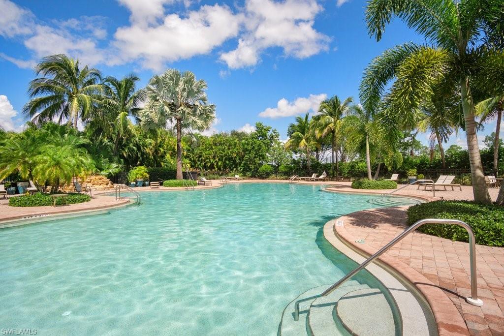 VALENCIA COUNTRY CLUB - Residential