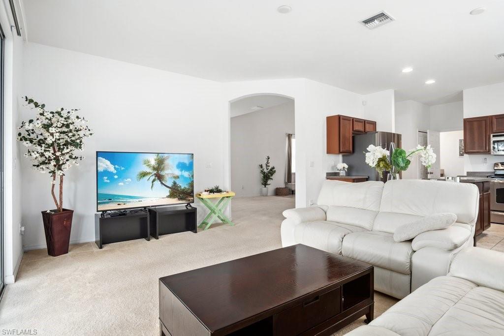 VALENCIA COUNTRY CLUB - Residential