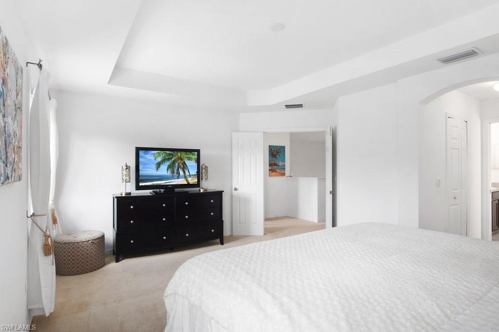 VALENCIA COUNTRY CLUB - Residential