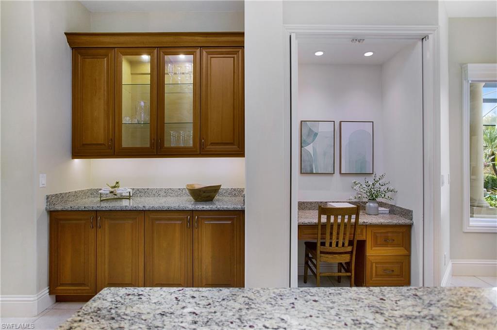 WILSHIRE LAKES - Residential