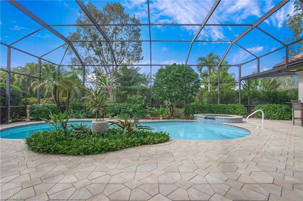 WILSHIRE LAKES - Residential