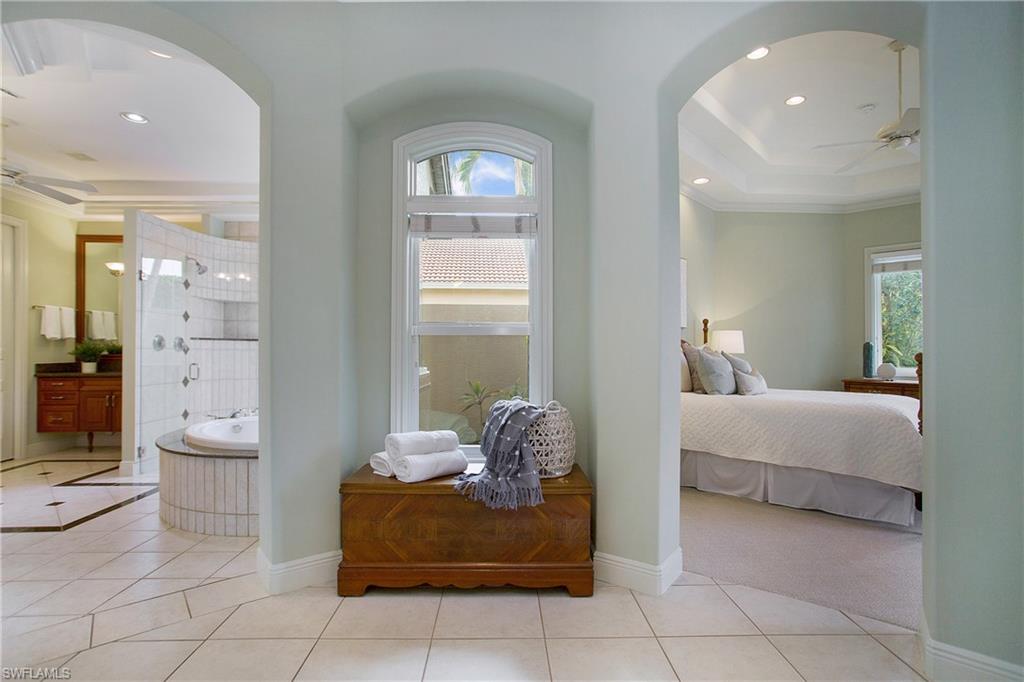 WILSHIRE LAKES - Residential