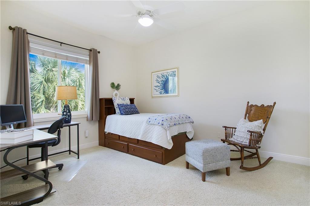 WILSHIRE LAKES - Residential