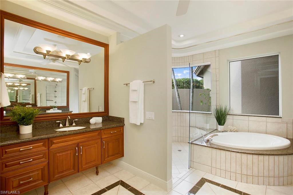 WILSHIRE LAKES - Residential