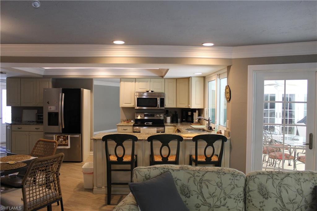 PARK SHORE - Residential