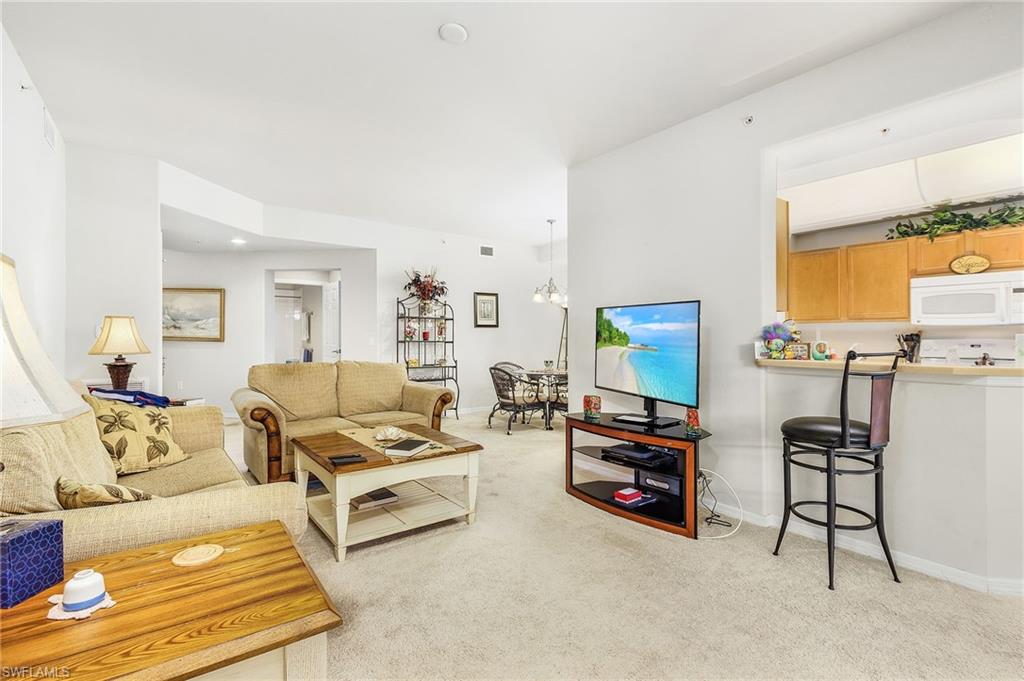 SABAL POINTE - Residential