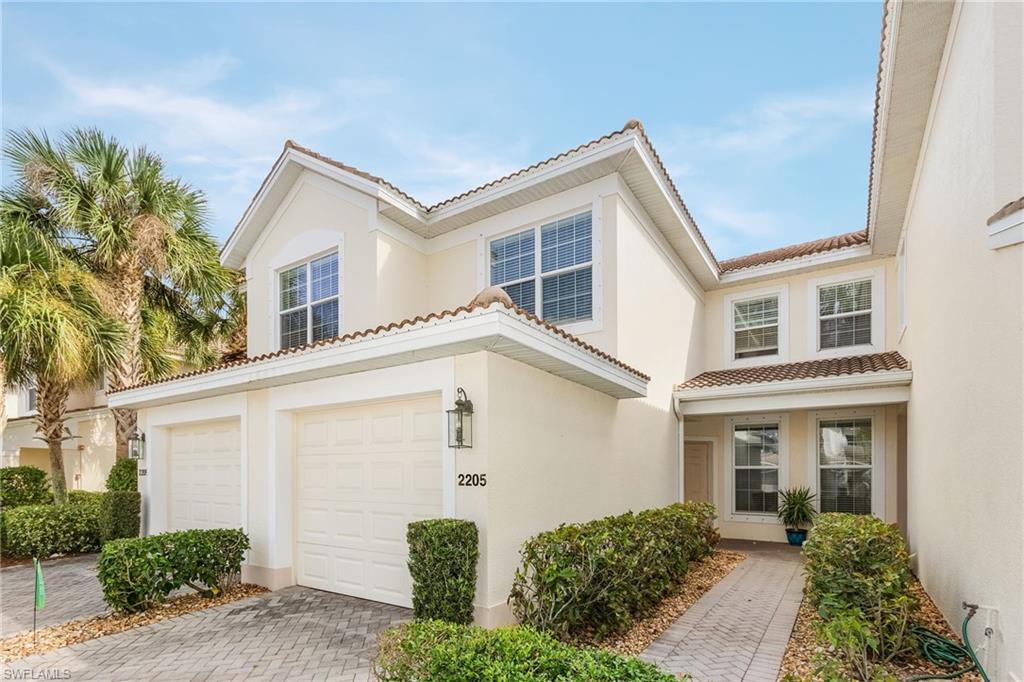 SABAL POINTE - Residential