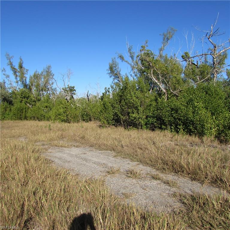 METES AND BOUNDS - Land