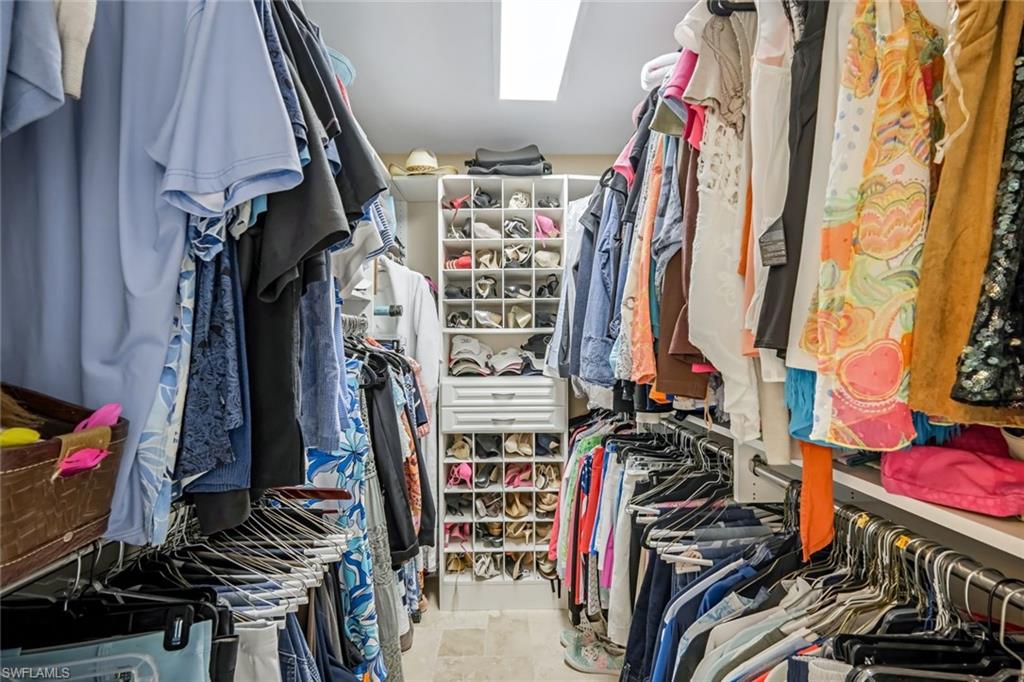 PALM ACRES - Residential