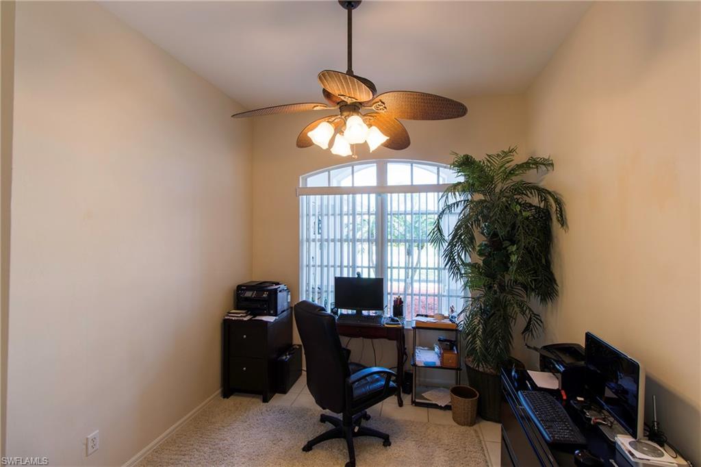 VARSITY LAKES - Residential