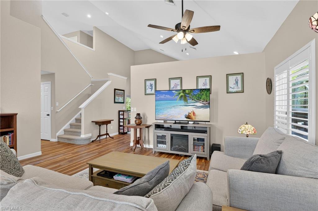 BANYAN BAY - Residential