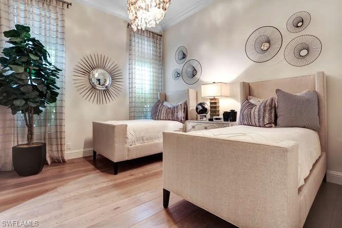 MOORINGS - Residential